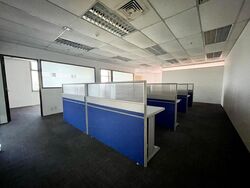 Peninsula Plaza (D6), Office #517670181